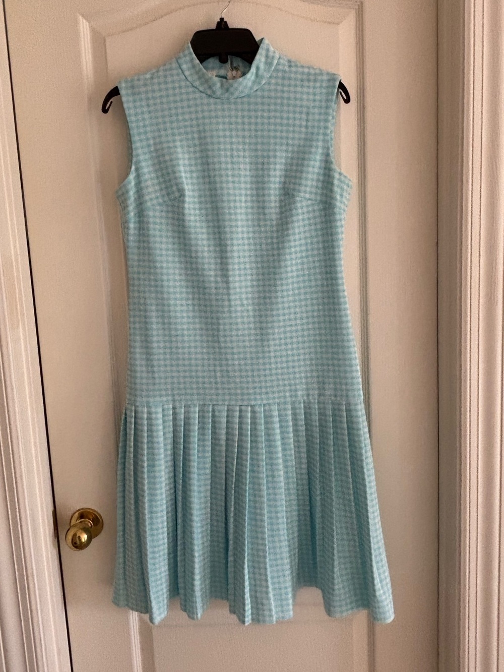 NOT FOR  SALE! Montgomery Ward white light aqua blue poly knit sleeveless d
